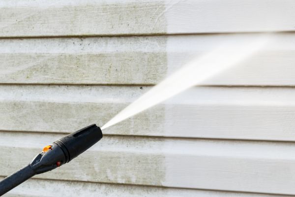 Cost of House Exterior Cleaning in Pflugerville