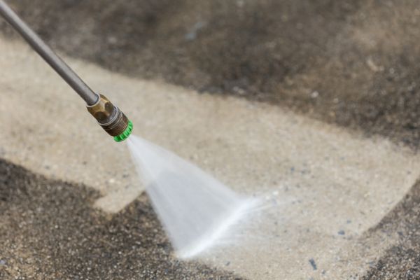 Cost of Garage Floor Power Washing in Pflugerville