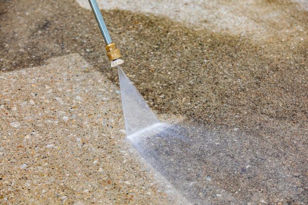 Cost of Driveway Pressure Cleaning in Pflugerville